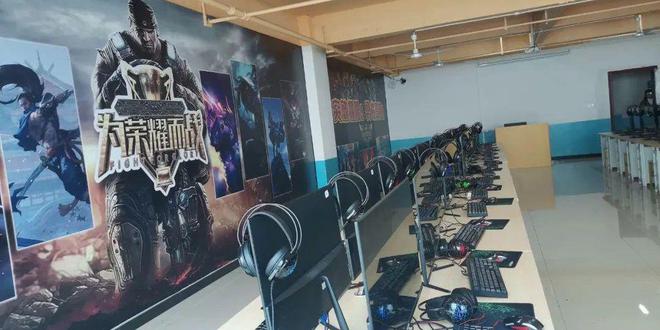 2023年湖南曙光科技技工學(xué)校計算機(jī)應(yīng)用與維修專業(yè)招生簡章（重慶軟件開發(fā)方向）